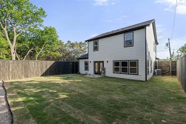 $392,000 | 3623 Sioux Trail, Granbury, TX 76048