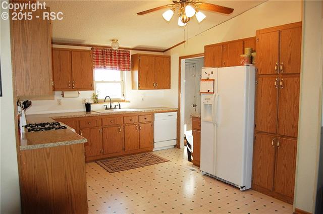 17575 Sage Crest Road Peyton, CO 80831 - Photo 5 of 26 Gallery Image 5