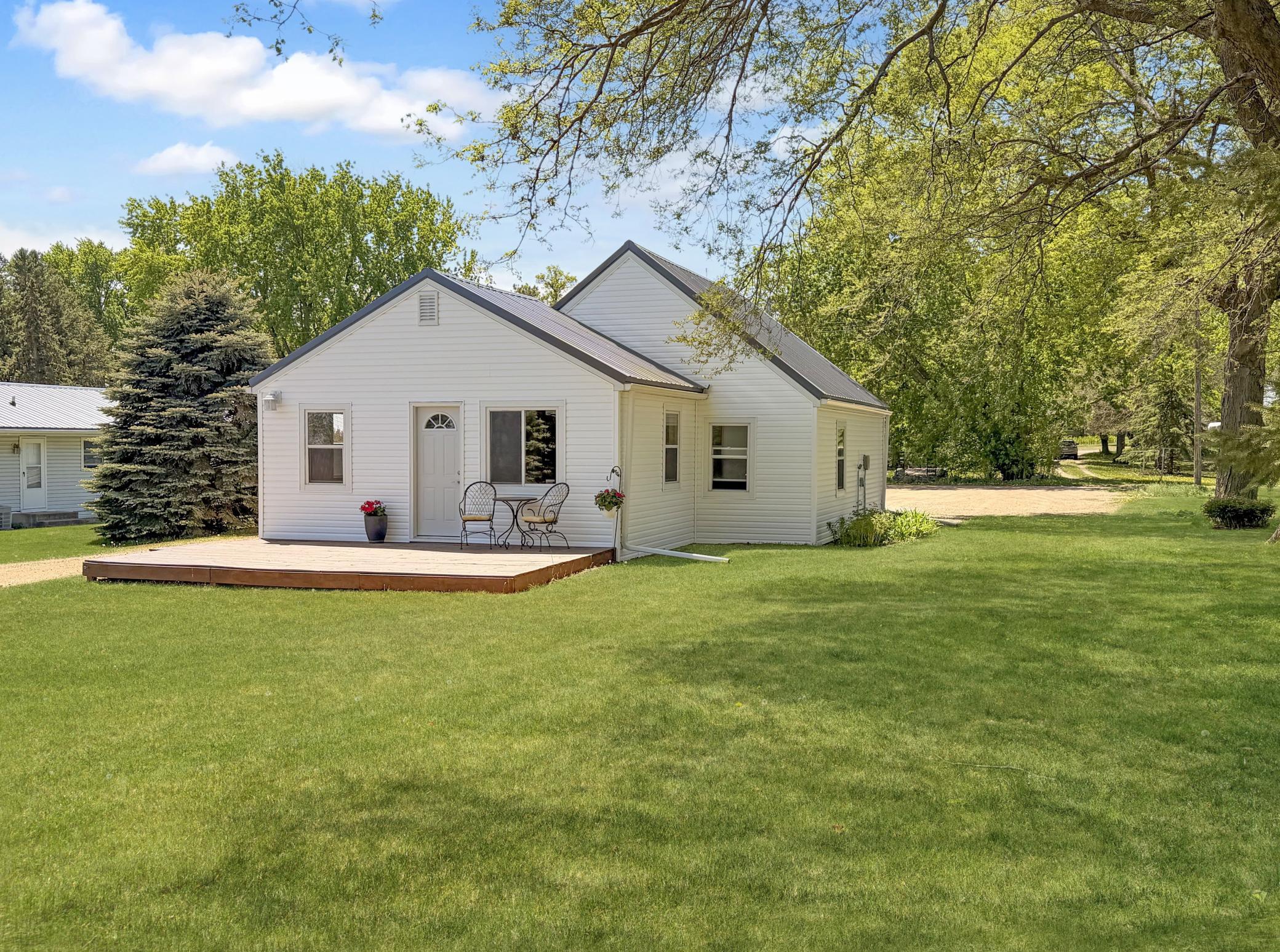 641 Summit Avenue Balaton, MN 56115 - Photo 2 of 34