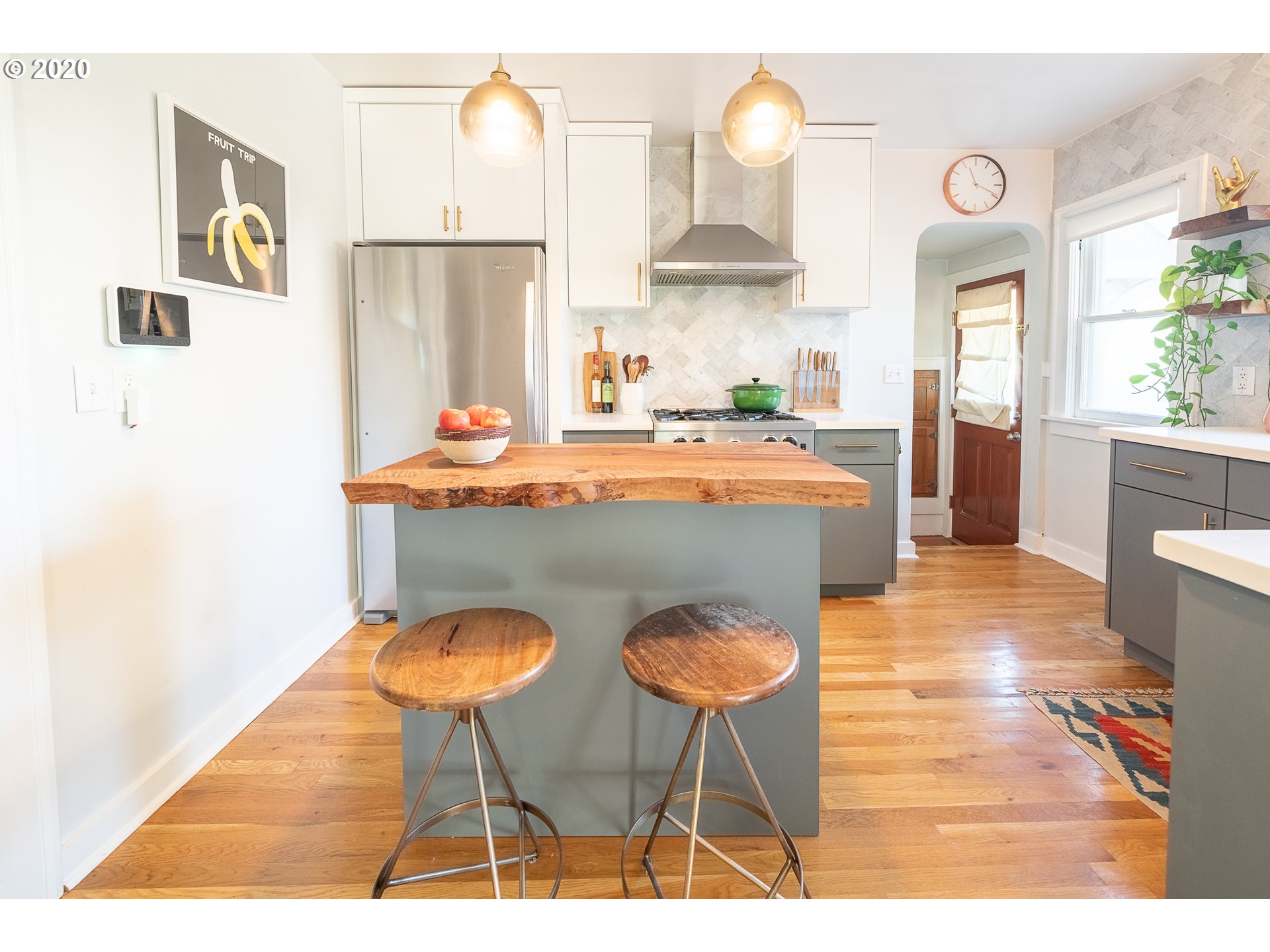 1929 Southeast 40th Avenue Portland, OR 97214 - Photo 6 of 27