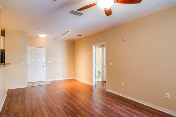 $199,900 | 4221 West Spruce Street, Unit 1310, Tampa, FL 33607