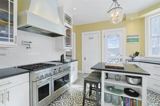 $1,899,900 | 182 Broadway, Dobbs Ferry, NY 10522