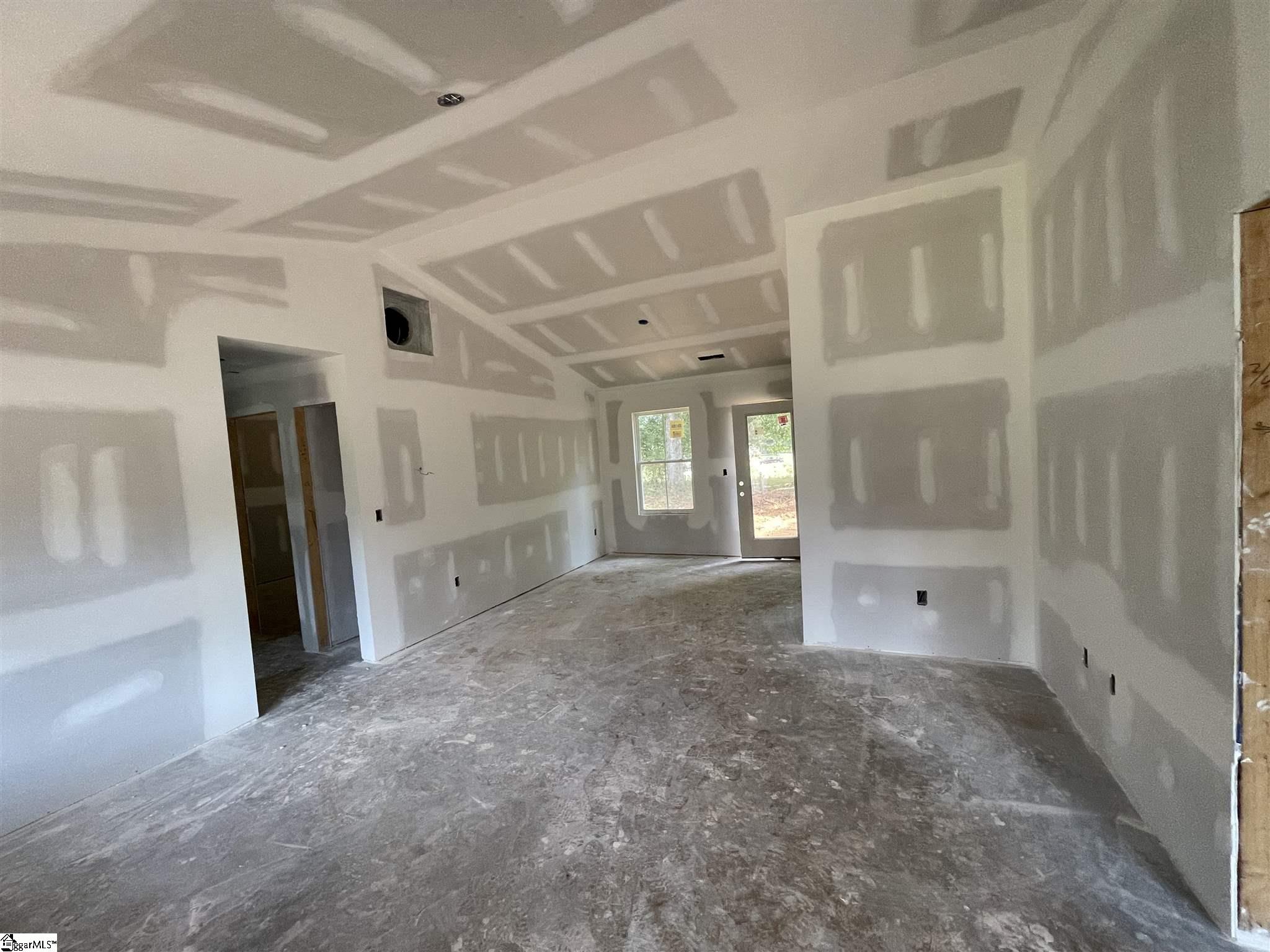 107 Tupelo Way Liberty, SC 29657 - Photo 3 of 8 Gallery Image 3