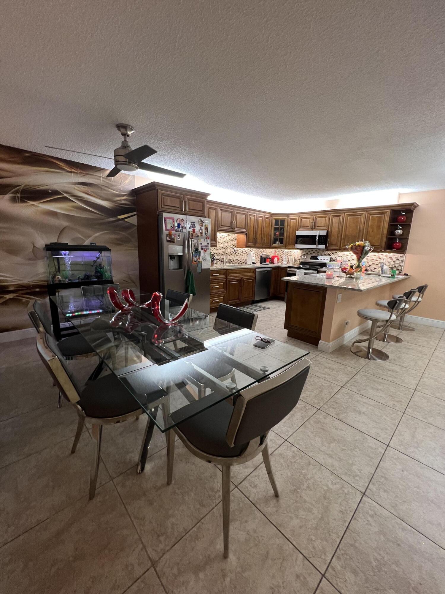 411 Arabian Road Palm Springs, FL 33461 - Photo 21 of 29 IMG-5754