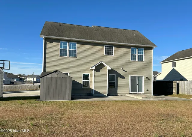 $395,000 | 302 Esquire Drive, Richlands, NC 28574