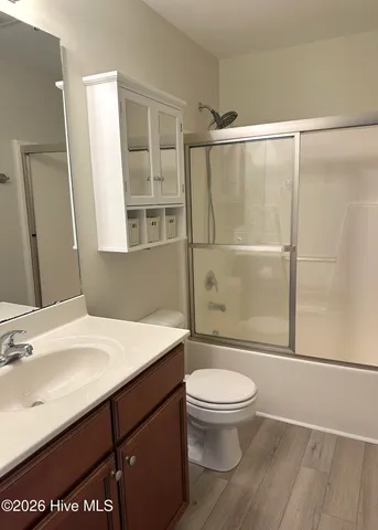 $375,000 | 302 Esquire Drive, Richlands, NC 28574