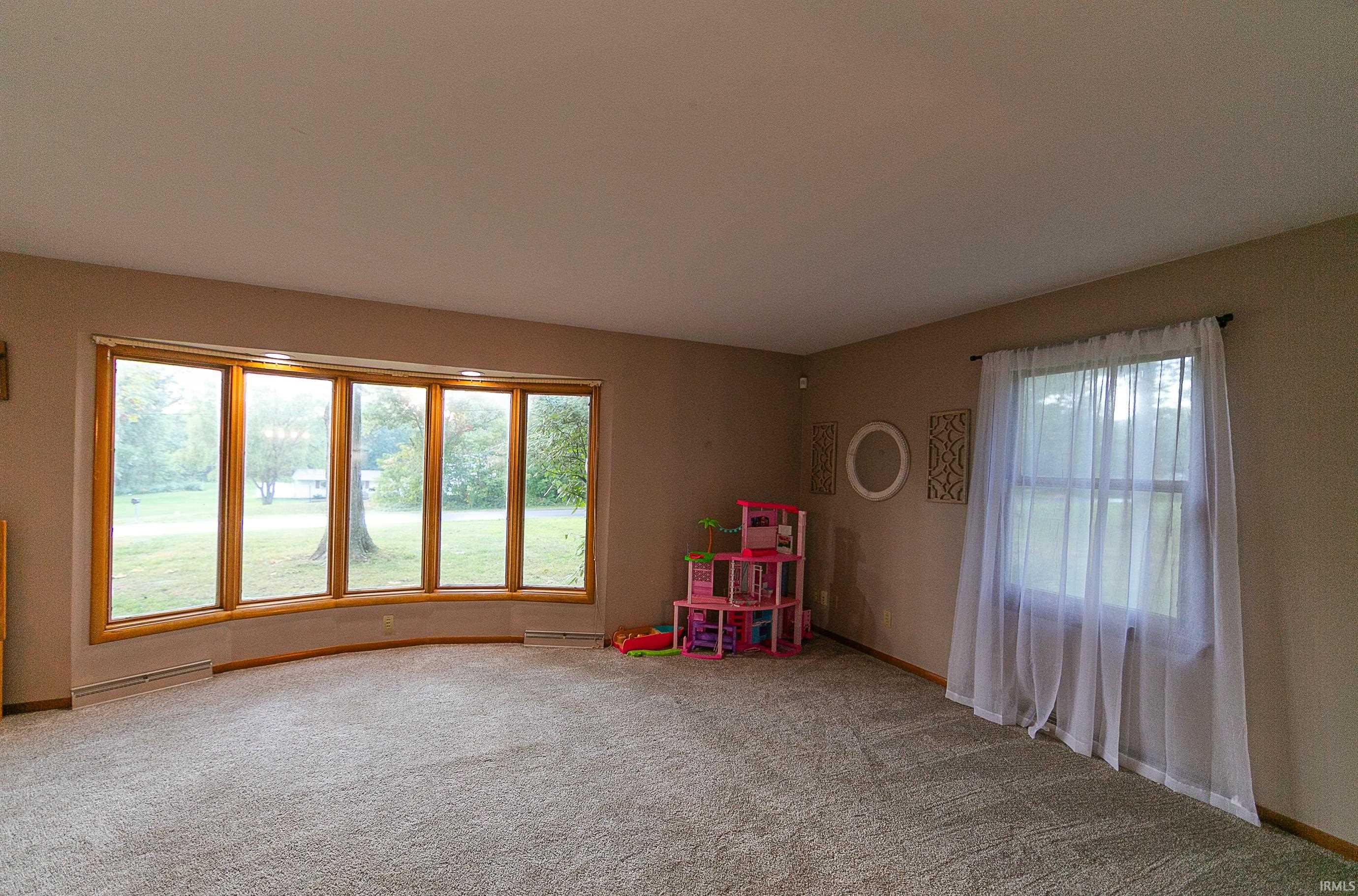 3555 North Hickory Road Decatur, IN 46733 - Photo 11 of 32