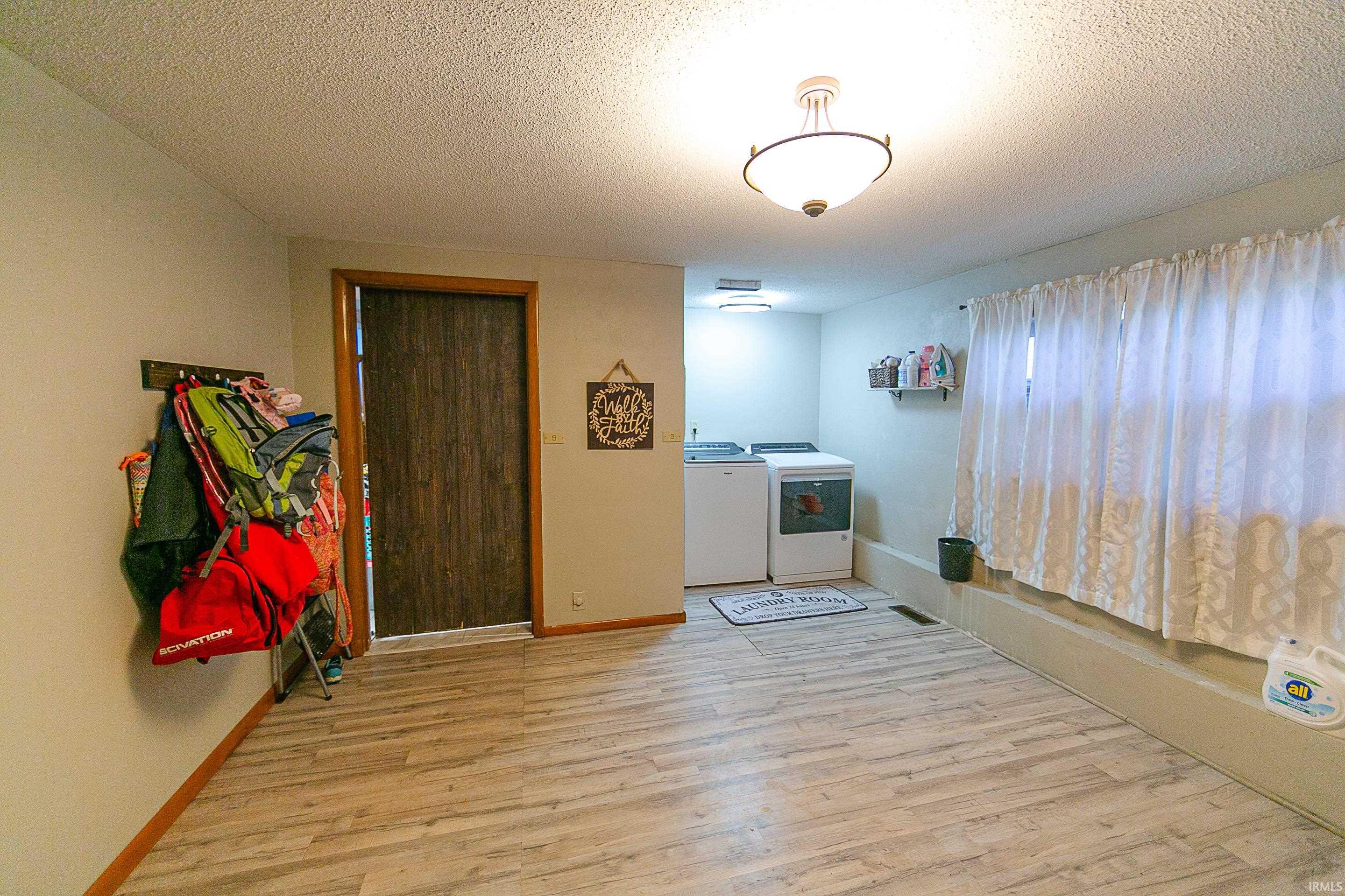 3555 North Hickory Road Decatur, IN 46733 - Photo 14 of 32