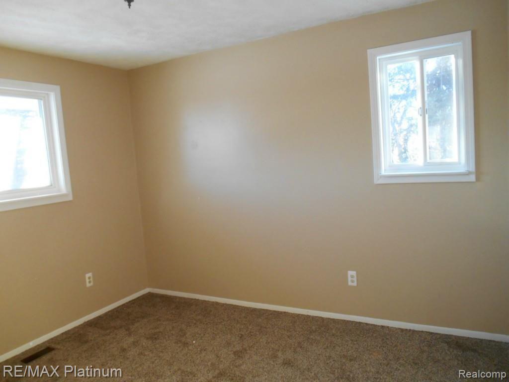 8520 Antcliff Road Howell, MI 48855 - Photo 11 of 16 New Bedroom
