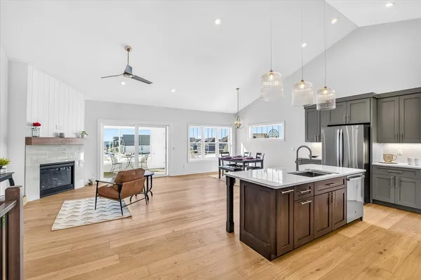 $607,000 | 1146 Irene Court, Waunakee, WI 53597