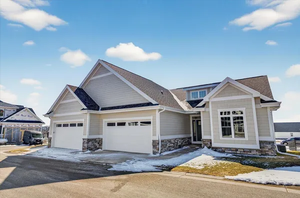$607,000 | 1146 Irene Court, Waunakee, WI 53597