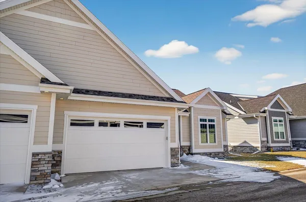 $607,000 | 1146 Irene Court, Waunakee, WI 53597