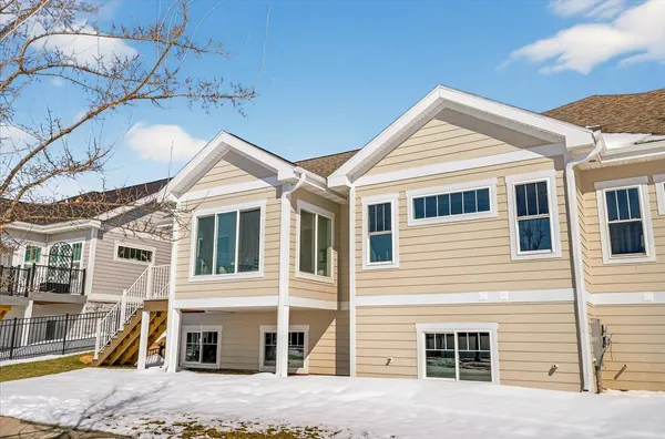 $607,000 | 1146 Irene Court, Waunakee, WI 53597