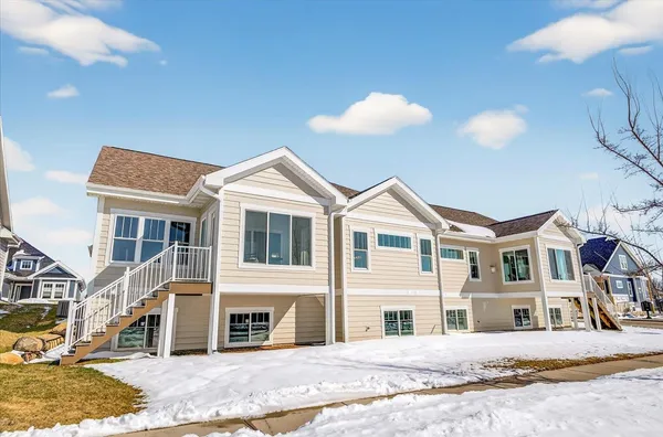 $607,000 | 1146 Irene Court, Waunakee, WI 53597