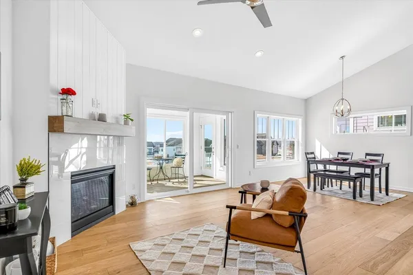 $607,000 | 1146 Irene Court, Waunakee, WI 53597