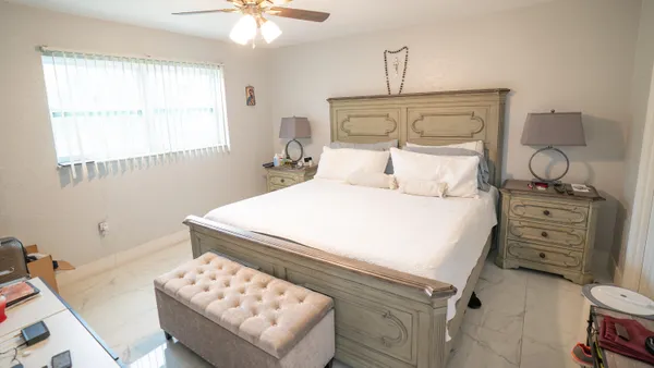 $1,800 | 8285 Sunrise Lakes Boulevard, Unit 110, Sunrise, FL 33322