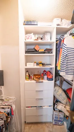 $1,800 | 8285 Sunrise Lakes Boulevard, Unit 110, Sunrise, FL 33322