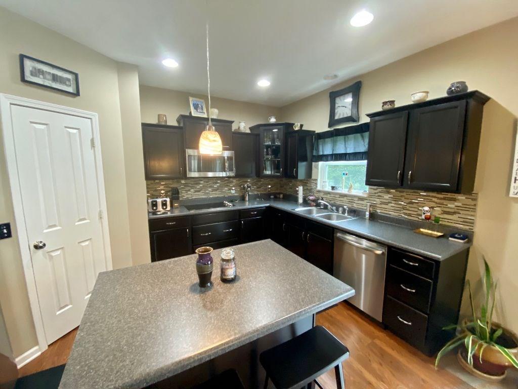 2759 Night Hawk Road Greenwood, IN 46143 - Photo 7 of 27 Gallery Image 7