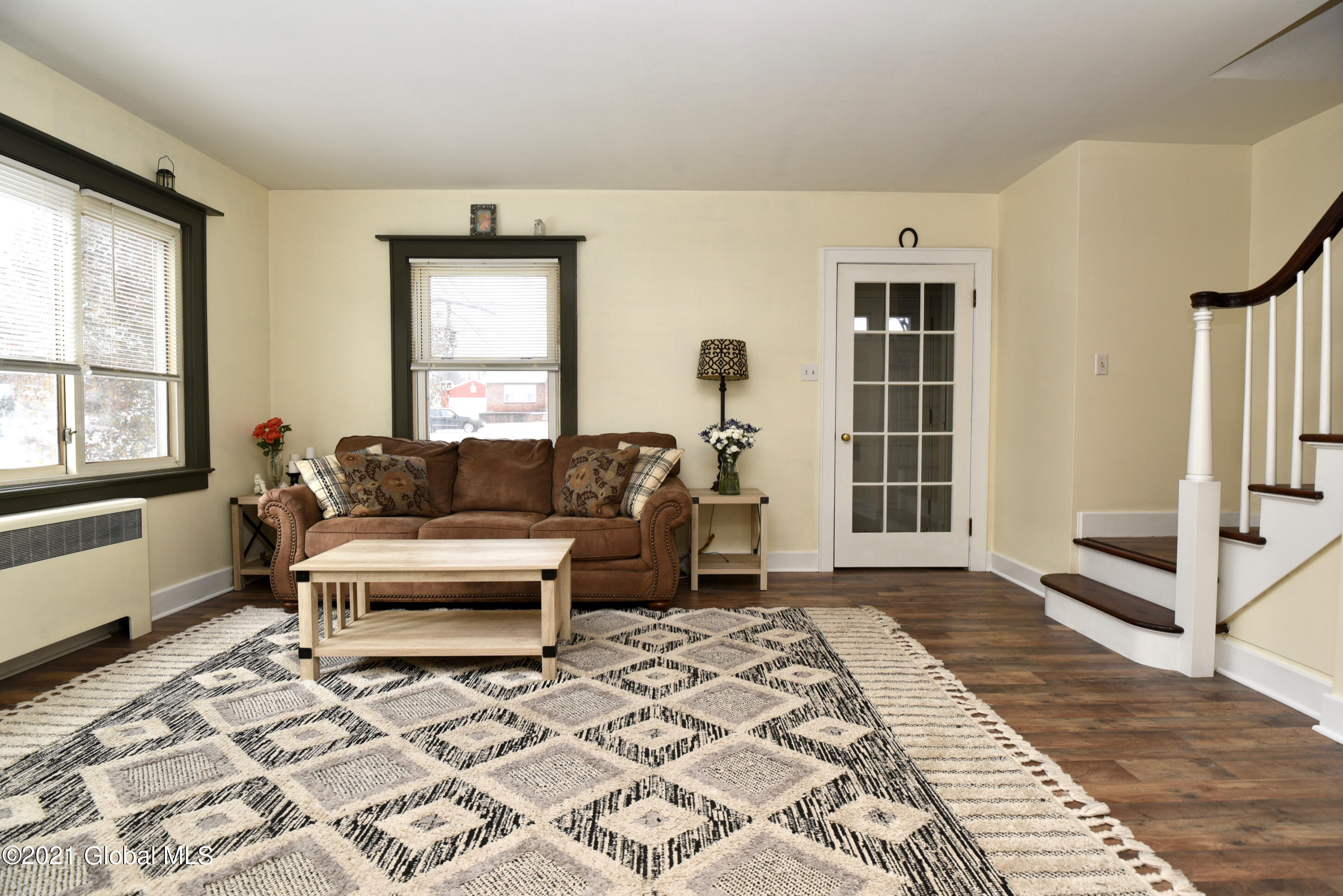 1443 Midline Road Amsterdam, NY 12010 - Photo 5 of 49 5