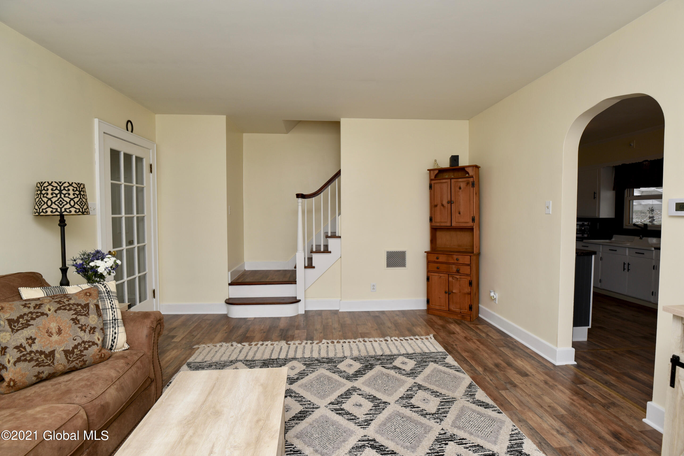 1443 Midline Road Amsterdam, NY 12010 - Photo 10 of 49 10