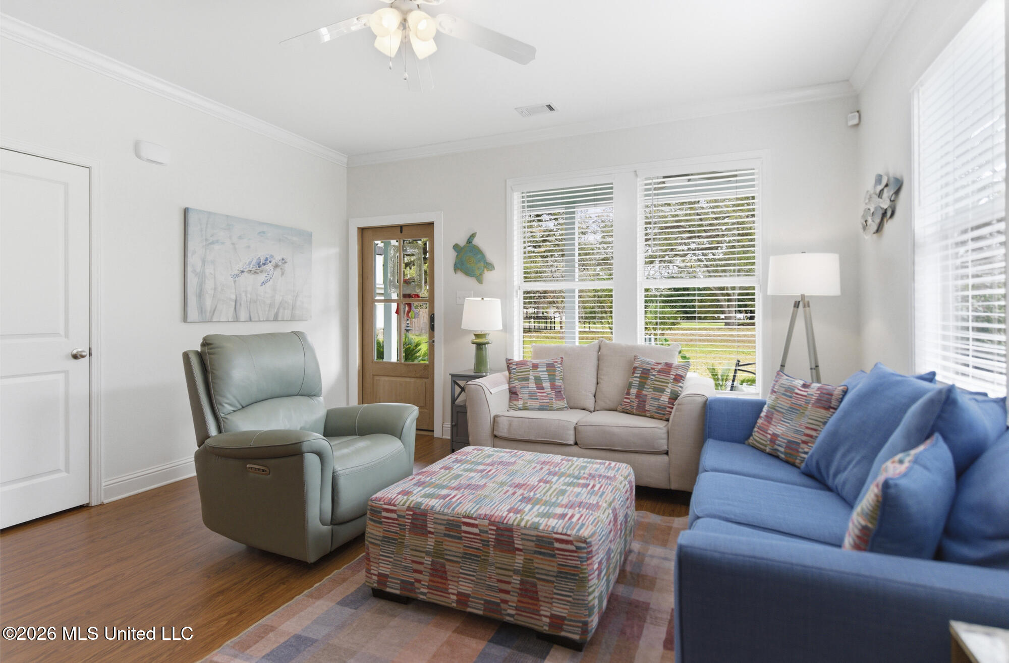 1619 Nichols Court Gulfport, MS 39501 - Photo 13 of 19 1619 Nichols Living Room with a view