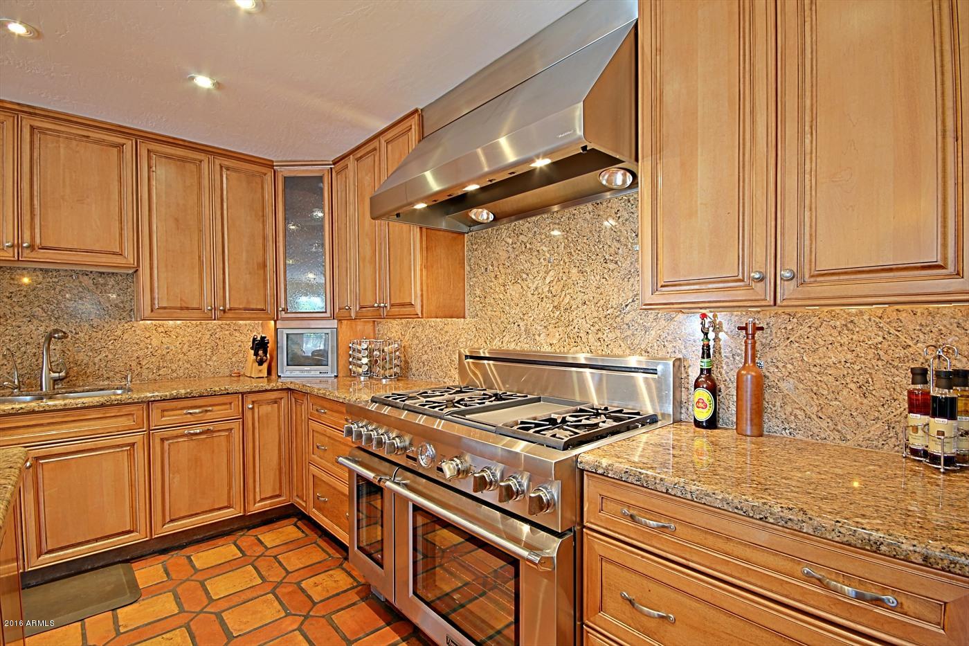 2315 East Rancho Drive Phoenix, AZ 85016 - Photo 16 of 50 Kitchen 3