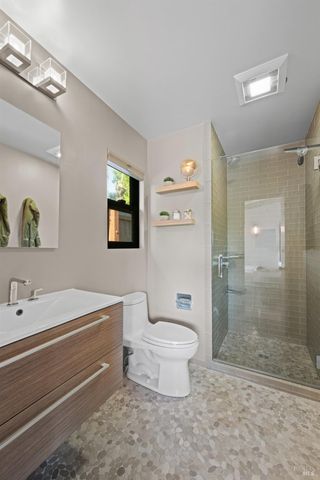 $5,250,000 | 169 Dipsea Road, Stinson Beach, CA 94970