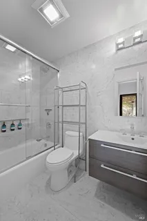 $5,250,000 | 169 Dipsea Road, Stinson Beach, CA 94970