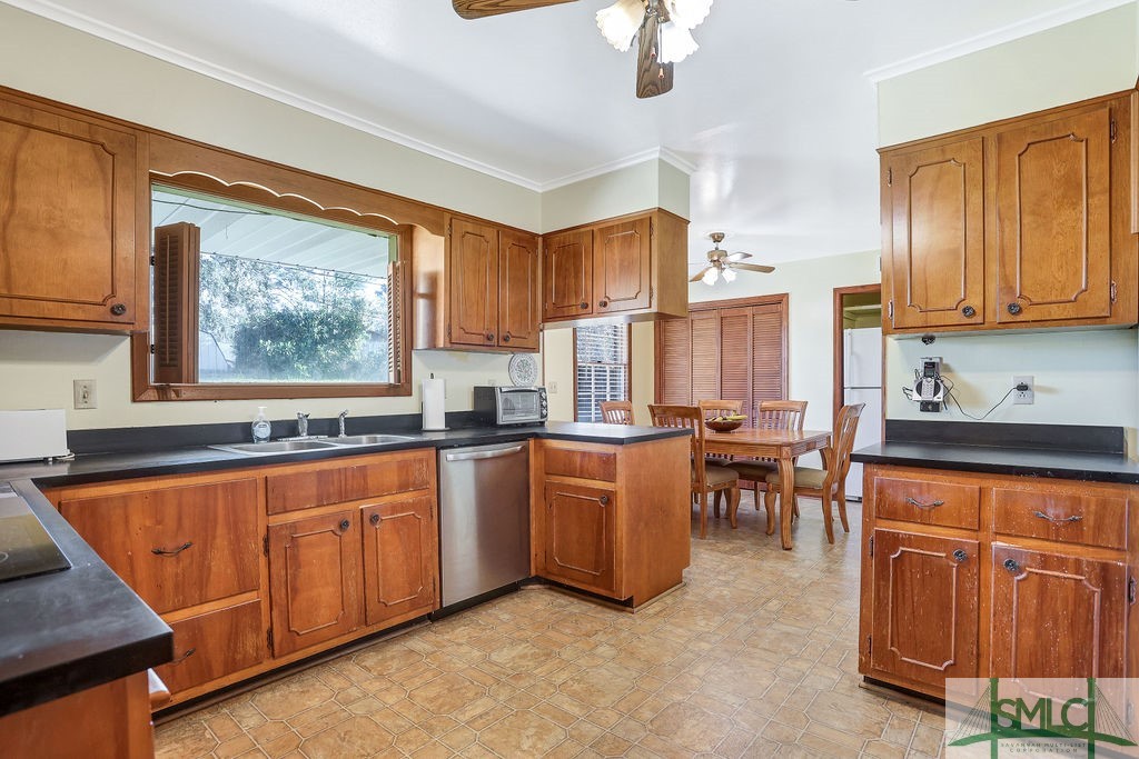 620 Windsor Road Savannah, GA 31419 - Photo 14 of 45