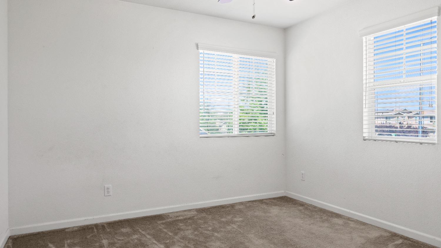 1125 Elder Avenue Dinuba, CA 93618 - Photo 35 of 39