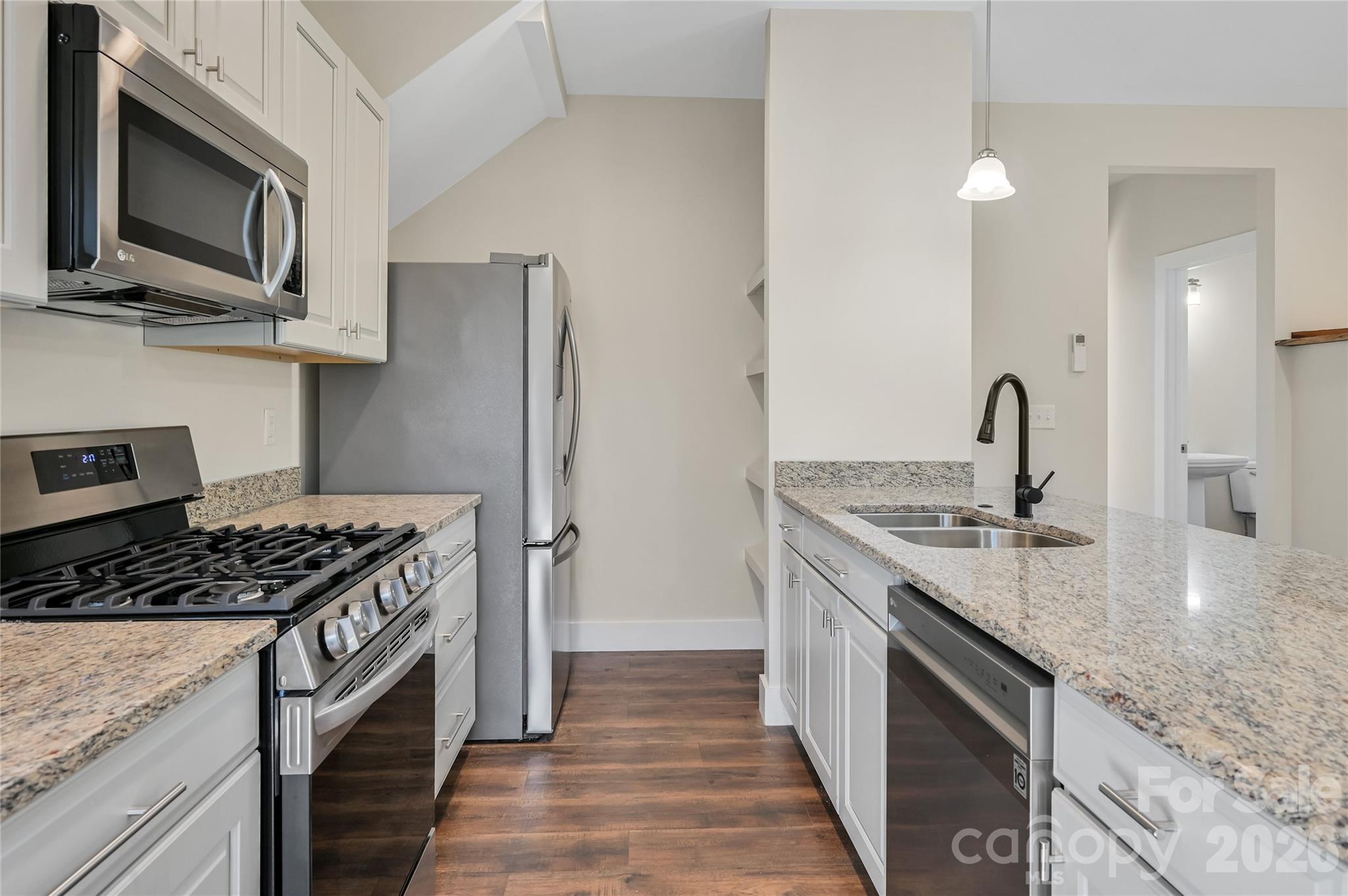 22 Dryman Mountain Road, Unit A Asheville, NC 28806 - Photo 7 of 31