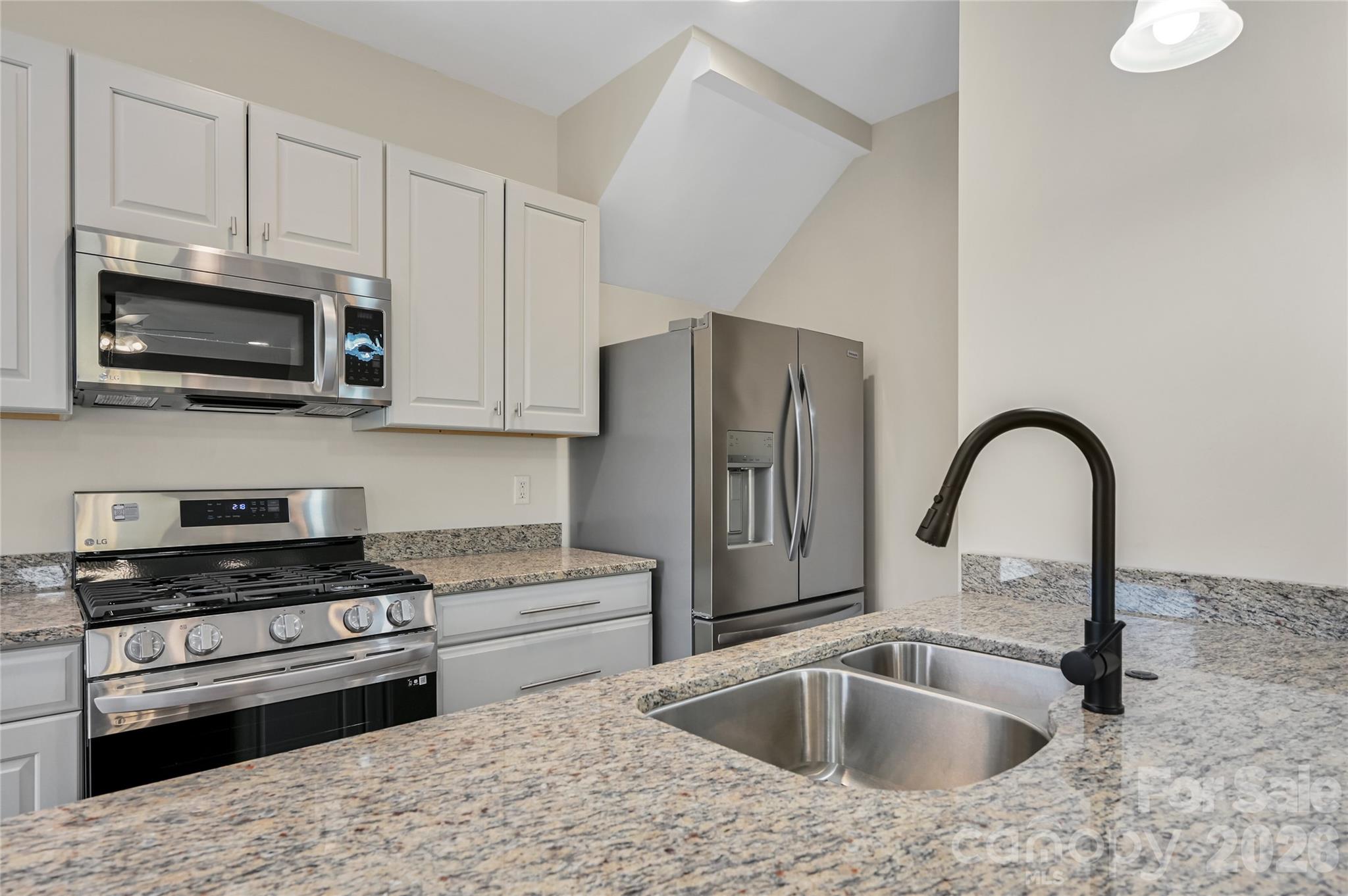 22 Dryman Mountain Road, Unit A Asheville, NC 28806 - Photo 9 of 31