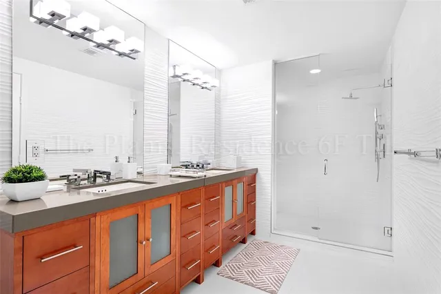 $6,500 | 2110 North Ocean Boulevard, Unit 6F, Fort Lauderdale, FL 33305