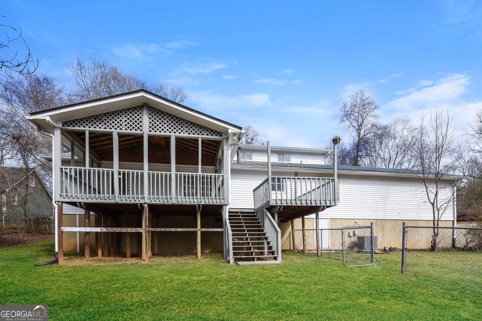 3542 Thompson Bend Gainesville, GA 30506 - Photo 15 of 17