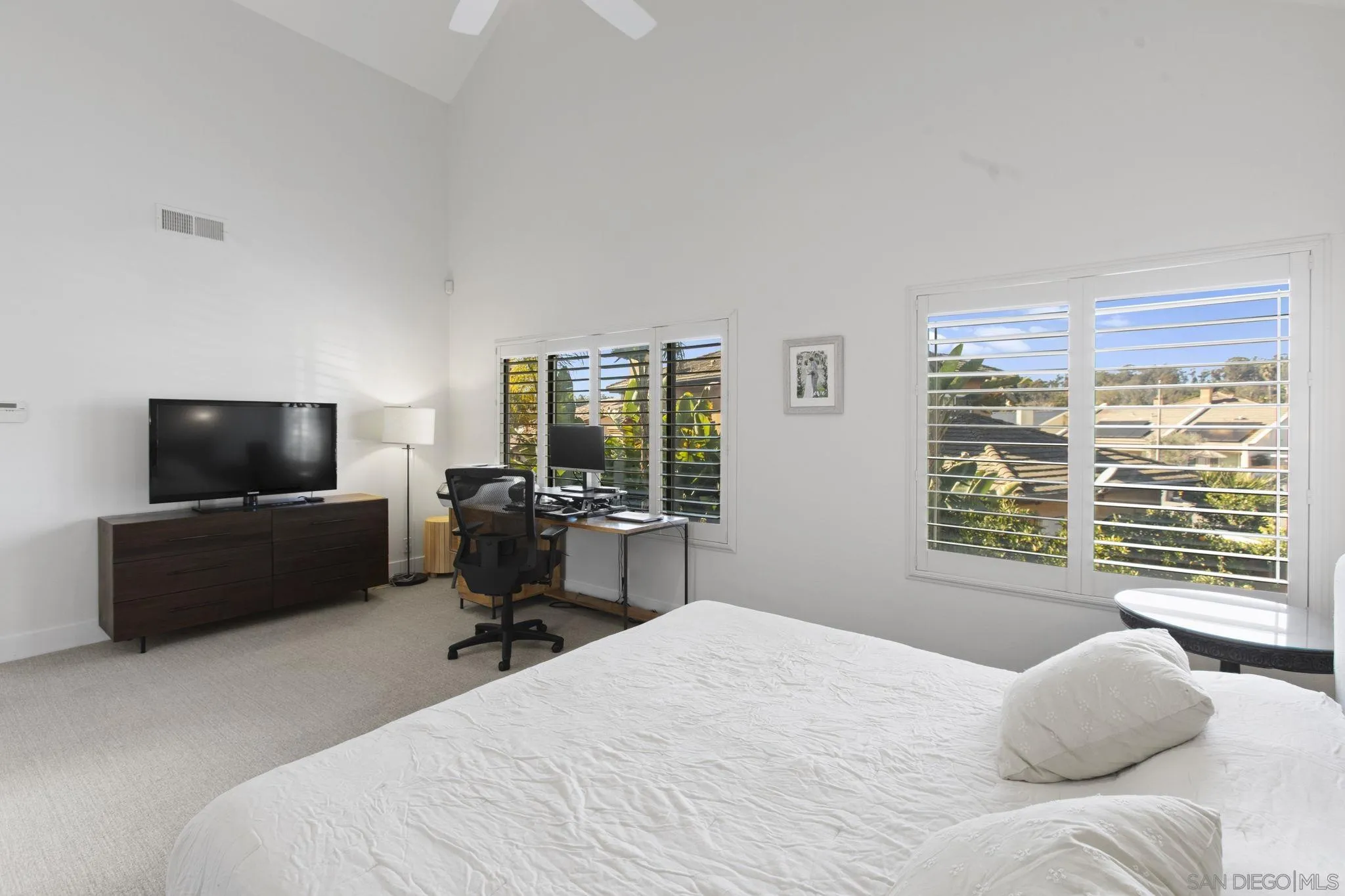 3942 Avenida Brisa Rancho Santa Fe, CA 92091 - Photo 28 of 47 a bedroom with a bed and a television