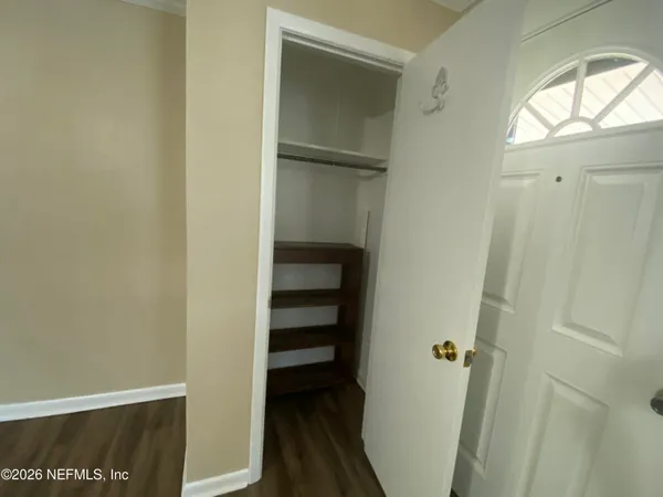 $1,900 | 104 St Elmo Road, Green Cove Springs, FL 32043