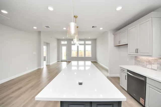 $389,668 | 7706 Cattail Shallows Lane, Katy, TX 77493