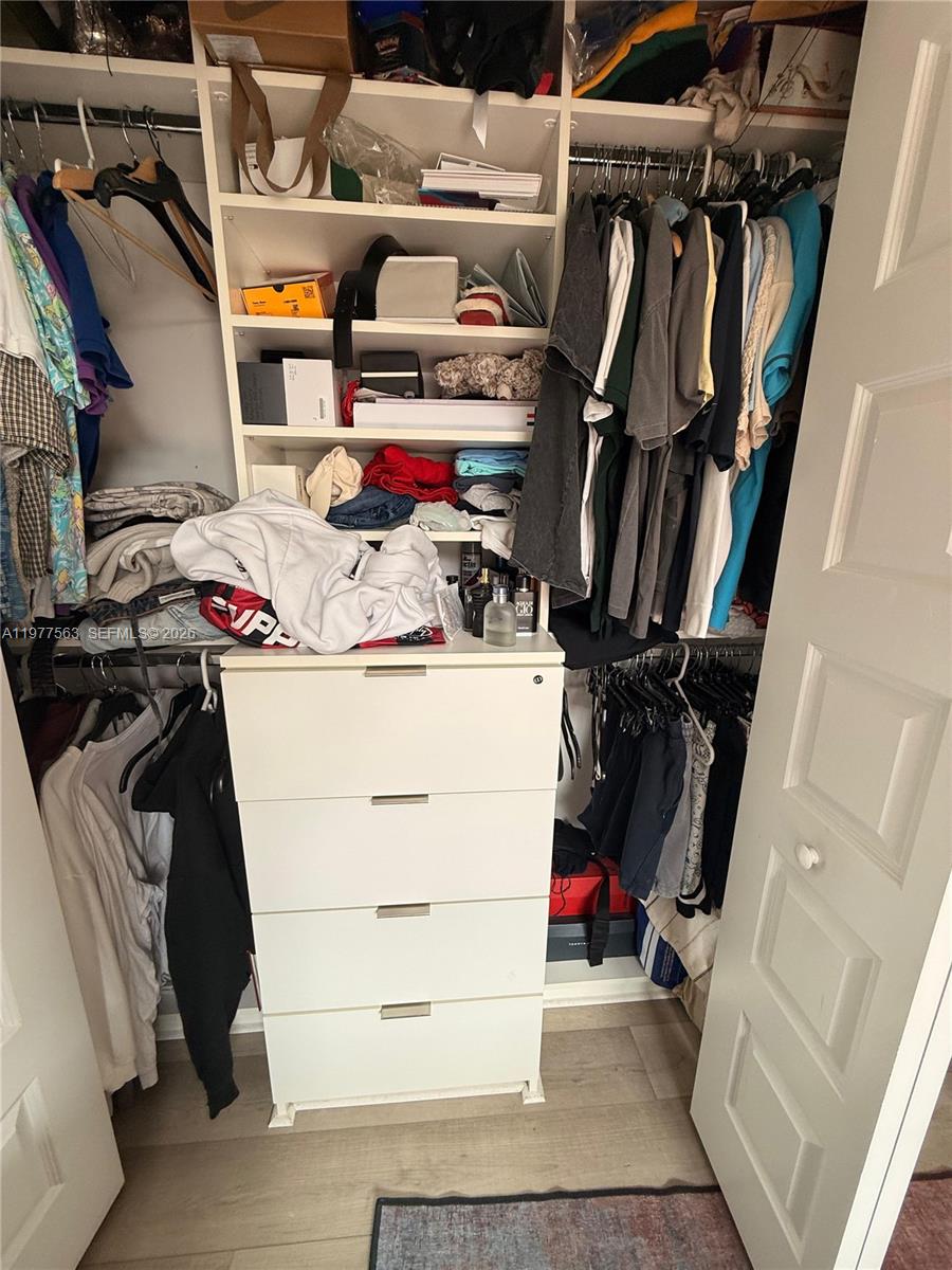 4900 Northwest 83rd Path Doral, FL 33166 - Photo 20 of 39