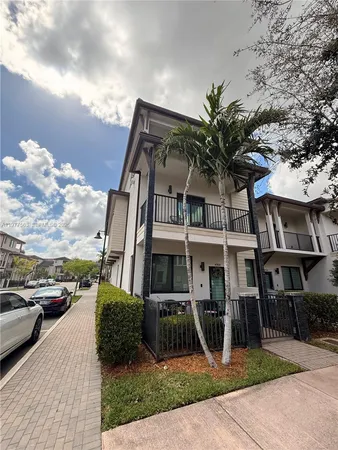 $5,400 | 4900 Northwest 83rd Path, Doral, FL 33166