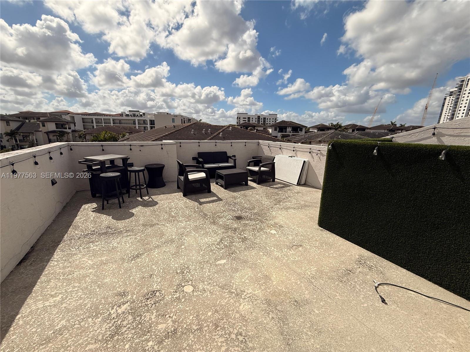 4900 Northwest 83rd Path Doral, FL 33166 - Photo 30 of 39