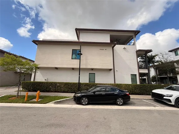 $5,400 | 4900 Northwest 83rd Path, Doral, FL 33166