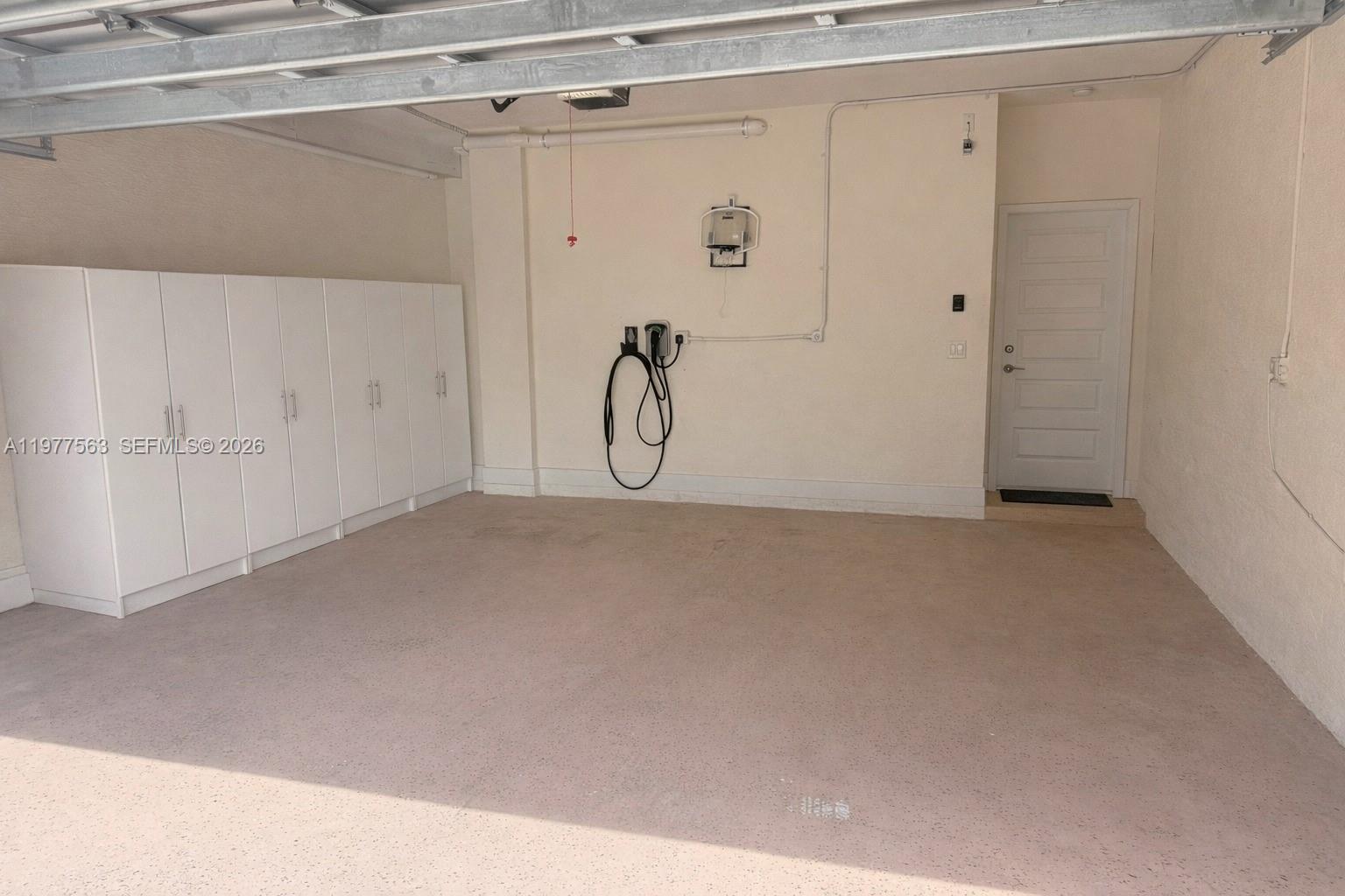 4900 Northwest 83rd Path Doral, FL 33166 - Photo 33 of 39