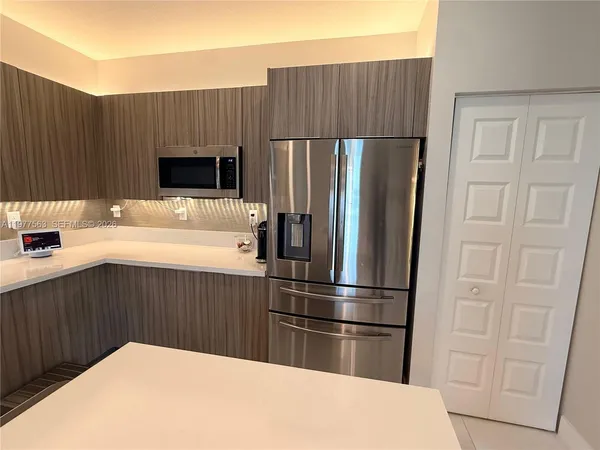 $5,400 | 4900 Northwest 83rd Path, Doral, FL 33166