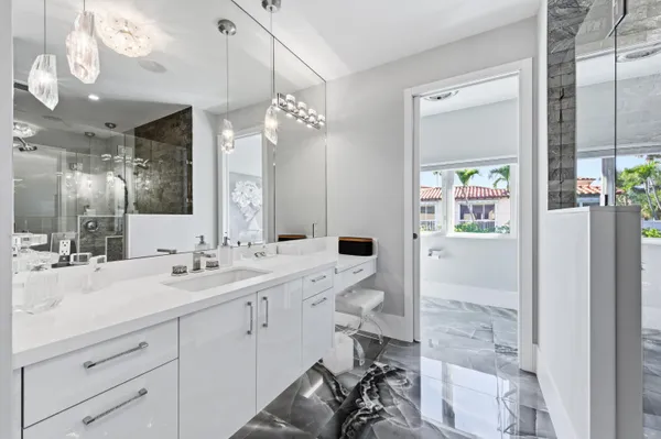 $13,995,000 | 254 Atlantic Avenue, Palm Beach, FL 33480