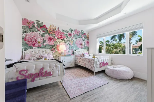 $13,995,000 | 254 Atlantic Avenue, Palm Beach, FL 33480