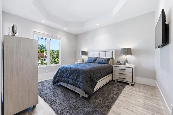 $13,995,000 | 254 Atlantic Avenue, Palm Beach, FL 33480