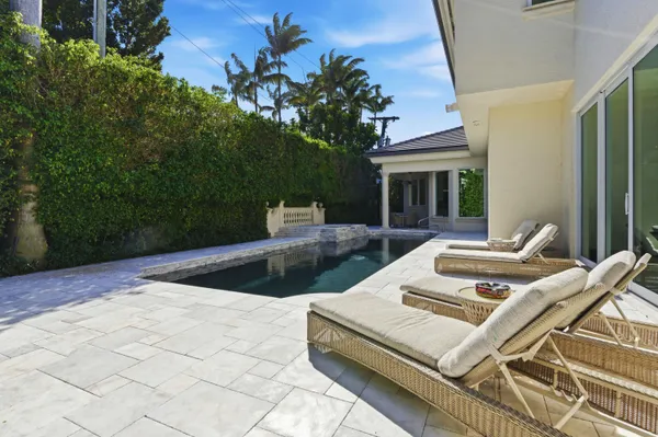 $13,995,000 | 254 Atlantic Avenue, Palm Beach, FL 33480
