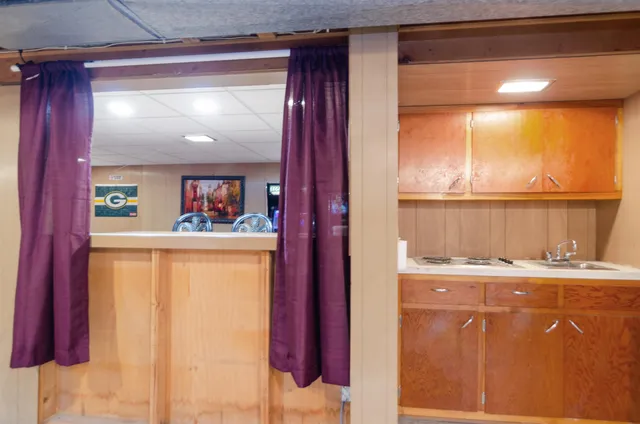 $450,000 | 1348 Liberty Street, Green Bay, WI 54304