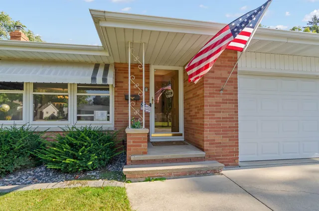 $450,000 | 1348 Liberty Street, Green Bay, WI 54304