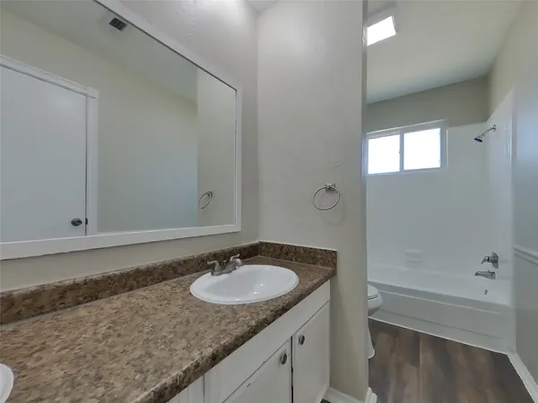 $1,919 | 6128 Silver Leaf Drive, League City, TX 77573